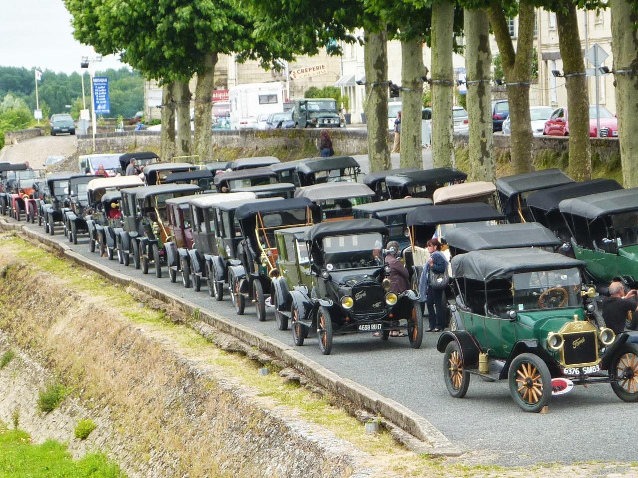 1050